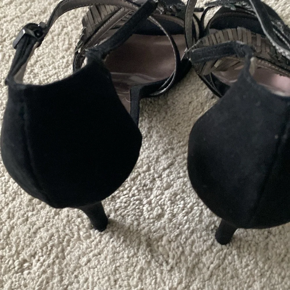 CARLOS SANTANA 8M FRISCO Black 3”‎ Strappy HEELS Sparkly Feather